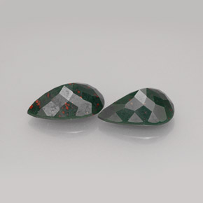 캐럿 천연 더럽혀진 녹색 혈석 보석, 배 모양, 불투명체