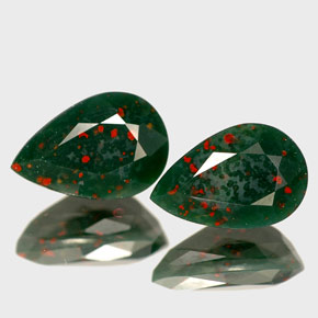 캐럿 천연 점박이 그린 블러드스톤 보석, 배 모양, 8.3×5.5 mm, 불투명체