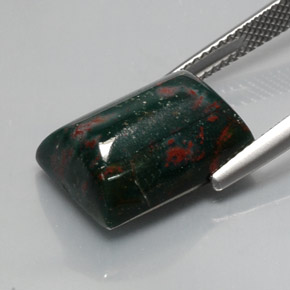 10.72캐럿 천연 점박이 그린 블러드스톤, 바게트, 14.9×11.3 mm, 불투명체