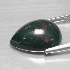 12.07캐럿 천연 점박이 그린 블러드스톤, 배 모양, 18.5×13.8 mm, 불투명체