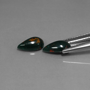 캐럿 천연 더럽혀진 녹색 혈석 보석, 배 모양, 불투명체