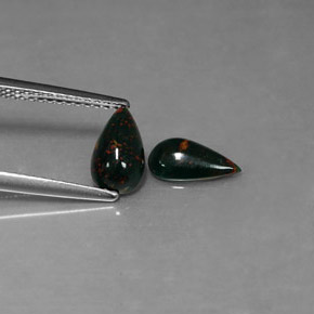 캐럿 천연 점박이 그린 블러드스톤 보석, 배 모양, 8.6×4.9 mm, 불투명체