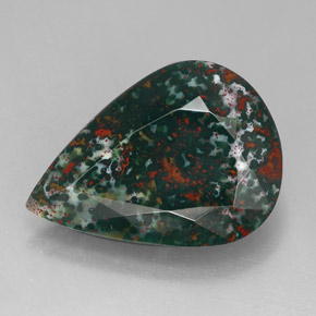 24.33캐럿 천연 점박이 그린 블러드스톤, 배 모양, 26.1×19.1 mm, 불투명체