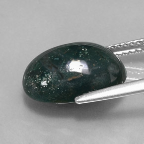 4.74캐럿 천연 점박이 그린 블러드스톤, 타원형 컷, 13.3×10 mm, 불투명체