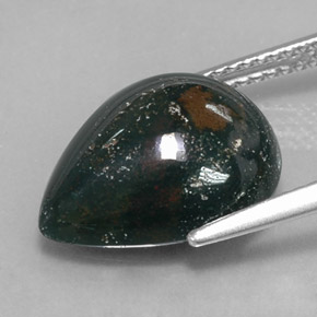 6.59캐럿 천연 점박이 그린 블러드스톤, 배 모양, 15.1×12.1 mm, 불투명체