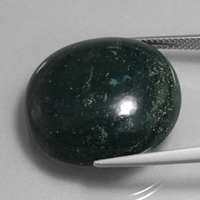 34.59캐럿 천연 점박이 그린 블러드스톤, 타원형 컷, 22.3×20.4 mm, 불투명체
