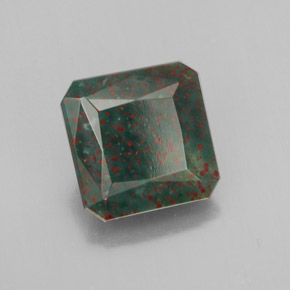 3.74캐럿 천연 점박이 그린 블러드스톤, 에메랄드 컷, 9.1×9.7 mm, 불투명체