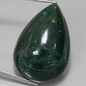 61.31캐럿 천연 점박이 그린 블러드스톤, 배 모양, 34.4×23.2 mm, 불투명체