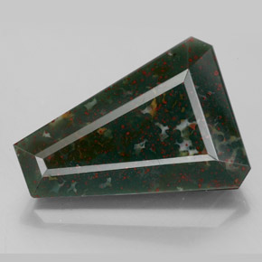7.35캐럿 천연 점박이 그린 블러드스톤, 멋진 모양, 16.9×12.2 mm, 불투명체