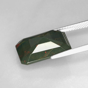 7.68캐럿 천연 점박이 그린 블러드스톤, 에메랄드 컷, 16.2×11.5 mm, 불투명체