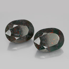 캐럿 천연 점박이 그린 블러드스톤 보석, 타원형 컷, 15.1×11.7 mm, 불투명체