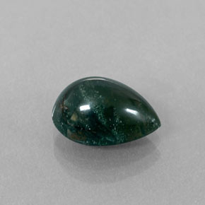 2.83캐럿 천연 점박이 그린 블러드스톤, 배 모양, 11×8.1 mm, 불투명체
