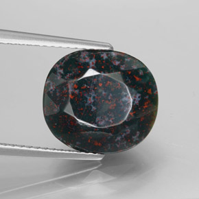 6.30캐럿 천연 점박이 그린 블러드스톤, 타원형 컷, 12.6×11.3 mm, 불투명체