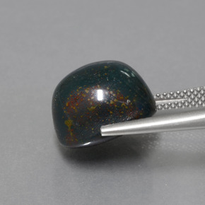 10.68캐럿 천연 점박이 그린 블러드스톤, 타원형 컷, 12.8×11.6 mm, 불투명체