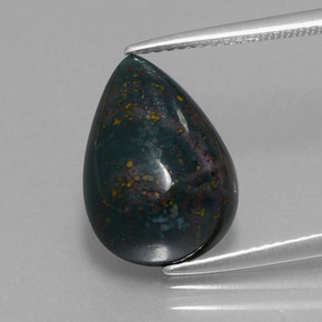 6.94캐럿 천연 점박이 그린 블러드스톤, 배 모양, 14.9×10.5 mm, 불투명체
