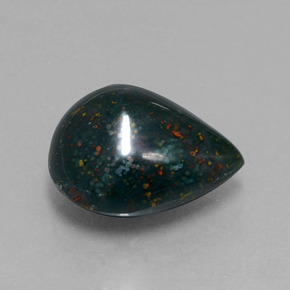 8.63캐럿 천연 점박이 그린 블러드스톤, 배 모양, 14.9×12.1 mm, 불투명체