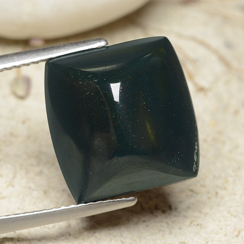 13.96캐럿 천연 여러 가지 빛깔의 녹색 혈석, 쿠션 컷, 불투명체