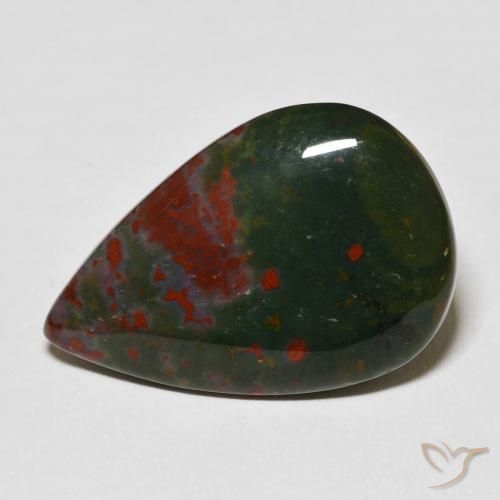 22.06캐럿 천연 녹색과 빨강 블러드스톤, 배 모양, 29.1×19.5 mm, 불투명체