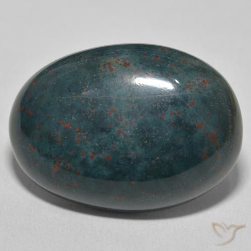 30.84ct 자연스러운 여러 가지 빛깔의 녹색 혈석, 타원형, 불투명체