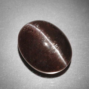 9.31캐럿 천연 브라운 Cat's Eye Scapolite, 타원형 컷, 13.4×10.7 mm, 투명한
