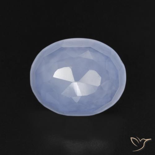 3.82ct 자연스러운 자줏빛을 띤 파란색 옥수, 타원형, 투명한