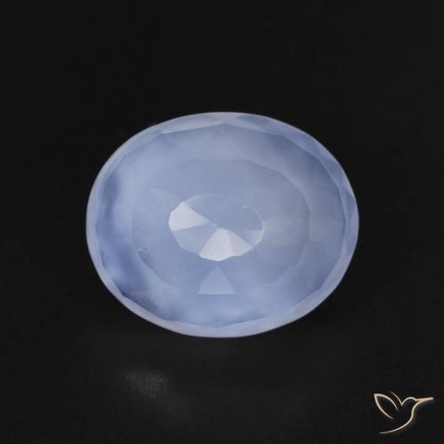 3.18ct 자연스러운 자줏빛을 띤 파란색 옥수, 타원형, 투명한