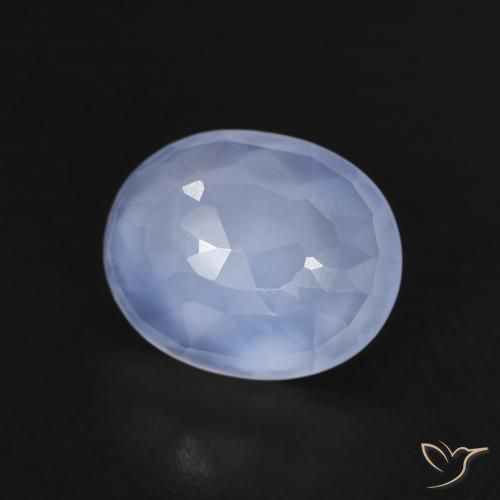 2.26ct 자연스러운 자줏빛을 띤 파란색 옥수, 타원형, 투명한
