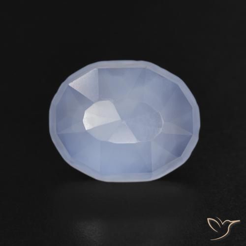 3.22ct 자연스러운 자줏빛을 띤 파란색 옥수, 타원형, 투명한