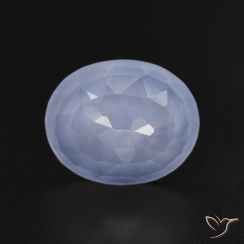 3.32ct 자연스러운 자줏빛을 띤 파란색 옥수, 타원형, 투명한