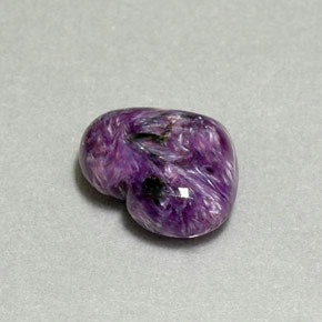 4.95캐럿 천연 바이올렛 차로아이트, 하트 모양, 14.2×11.6 mm, 불투명체