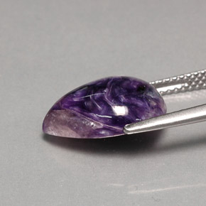 7.30캐럿 천연 바이올렛 차로아이트, 배 모양, 16.3×12.1 mm, 불투명체