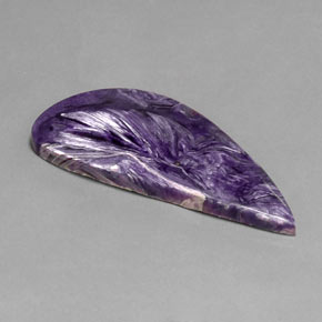 40.30캐럿 천연 바이올렛 차로아이트, 멋진 모양, 51.4×21.8 mm, 불투명체