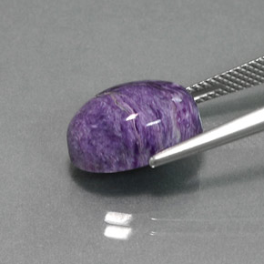 7.53캐럿 천연 바이올렛 차로아이트, 타원형 컷, 14.2×10.2 mm, 불투명체