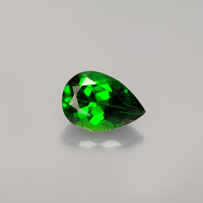 0.68캐럿 천연 그린 크롬 디옵사이드, 배 모양, 6.9×4.8 mm, VVS-VS