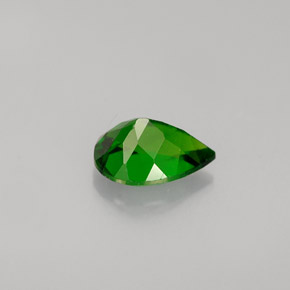 0.68캐럿 천연 그린 크롬 디옵사이드, 배 모양, 6.9×4.8 mm, VVS-VS