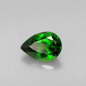 0.67캐럿 천연 그린 크롬 디옵사이드, 배 모양, 6.9×4.8 mm, VVS-VS
