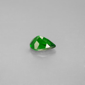 0.60캐럿 천연 그린 크롬 디옵사이드, 배 모양, 6.4×4.4 mm, VVS