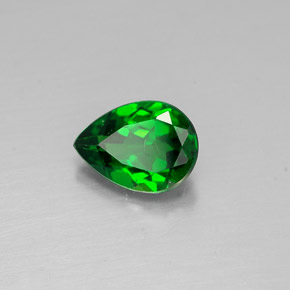 0.59캐럿 천연 그린 크롬 디옵사이드, 배 모양, 6.4×4.7 mm, VVS-VS