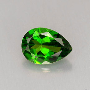0.75캐럿 천연 그린 크롬 디옵사이드, 배 모양, 7.1×5.1 mm, VVS-VS
