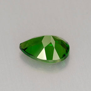 0.75캐럿 천연 그린 크롬 디옵사이드, 배 모양, 7.1×5.1 mm, VVS-VS