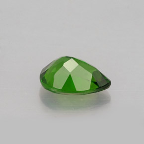 0.79캐럿 천연 그린 크롬 디옵사이드, 배 모양, 7.1×4.9 mm, VVS-VS