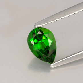 0.69캐럿 천연 그린 크롬 디옵사이드, 배 모양, 6.8×4.8 mm, VVS