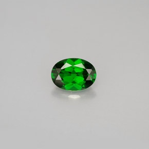 0.88캐럿 천연 그린 크롬 디옵사이드, 타원형 컷, 7×5.1 mm, VS