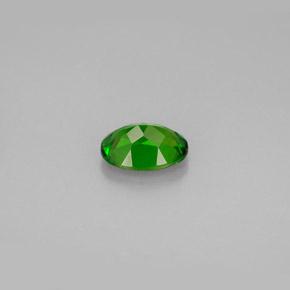0.84캐럿 천연 그린 크롬 디옵사이드, 타원형 컷, 7.1×5.1 mm, VS