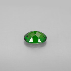 0.84캐럿 천연 그린 크롬 디옵사이드, 타원형 컷, 6.9×5.2 mm, VVS-VS