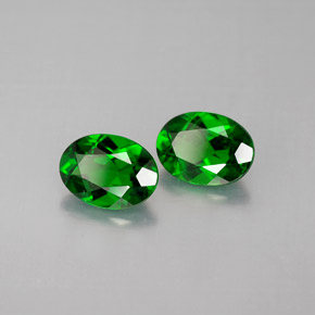 캐럿 천연 그린 크롬 디옵사이드 보석, 타원형 컷, 7×5.1 mm, VVS-VS