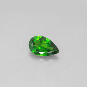 0.74캐럿 천연 그린 크롬 디옵사이드, 배 모양, 7.9×5 mm, VS