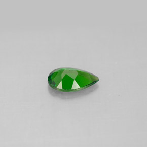 0.74캐럿 천연 그린 크롬 디옵사이드, 배 모양, 7.9×5 mm, VS