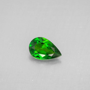 0.67캐럿 천연 그린 크롬 디옵사이드, 배 모양, 7.4×5 mm, VS
