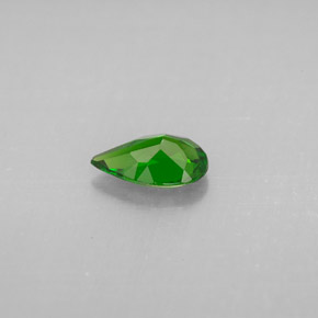 0.68캐럿 천연 그린 크롬 디옵사이드, 배 모양, 7.7×4.7 mm, VS